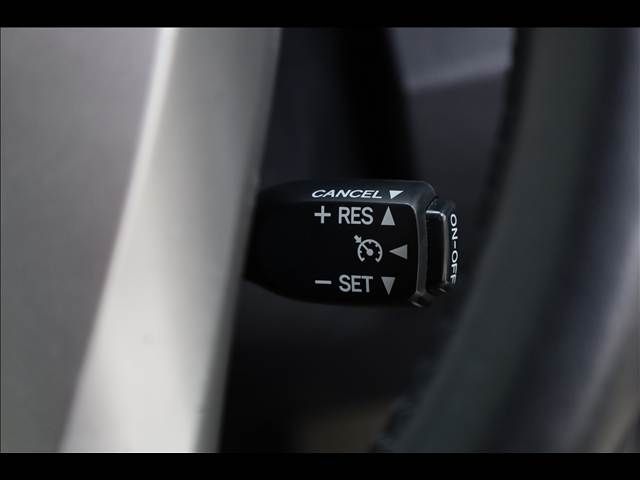 TOYOTA PRIUS 2013 Image 31