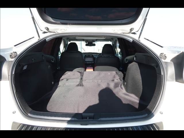 TOYOTA PRIUS 2017 Image 31