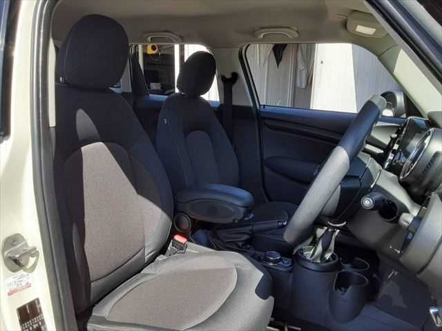 BMW MINI ONE 5DOOR 2015 Image 31