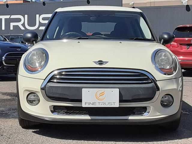 BMW MINI ONE 5DOOR 2015 Image 31