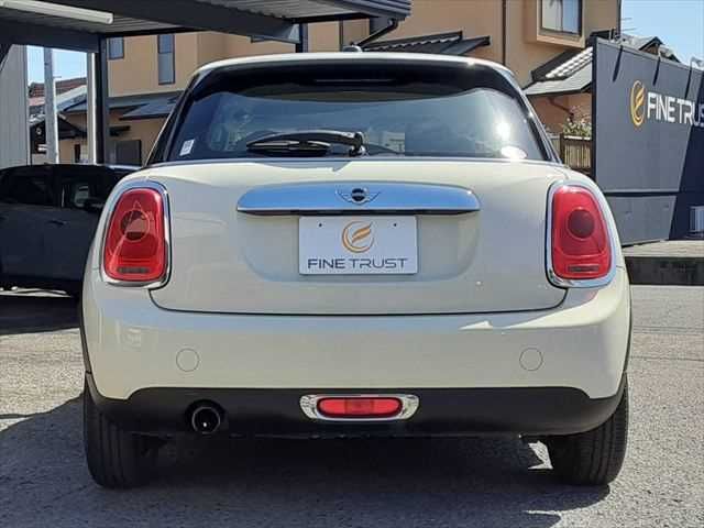 BMW MINI ONE 5DOOR 2015 Image 31