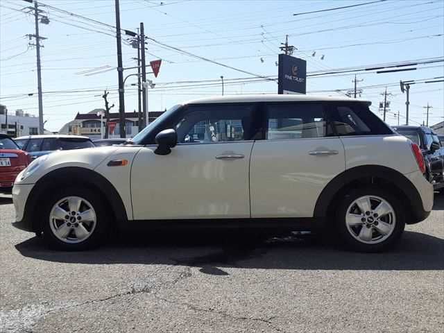 BMW MINI ONE 5DOOR 2015 Image 31