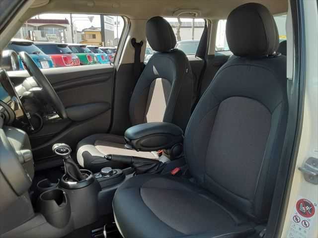 BMW MINI ONE 5DOOR 2015 Image 31