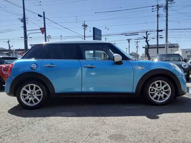 BMW MINI COOPER S 5D 2016 Image 31