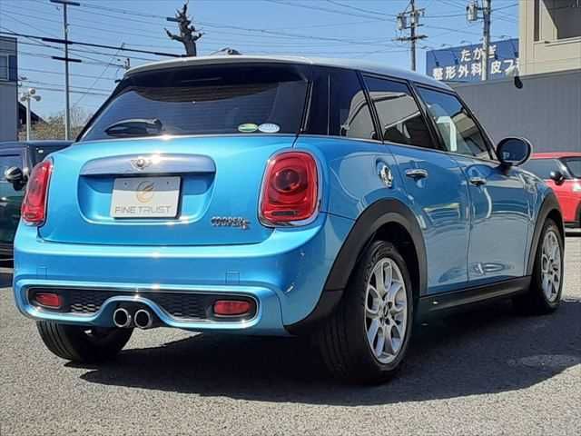 BMW MINI COOPER S 5D 2016 Image 31