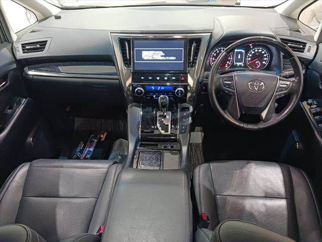 TOYOTA ALPHARD 2018 Image 31