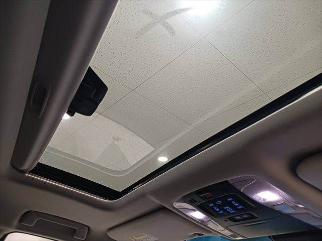 TOYOTA ALPHARD 2018 Image 31