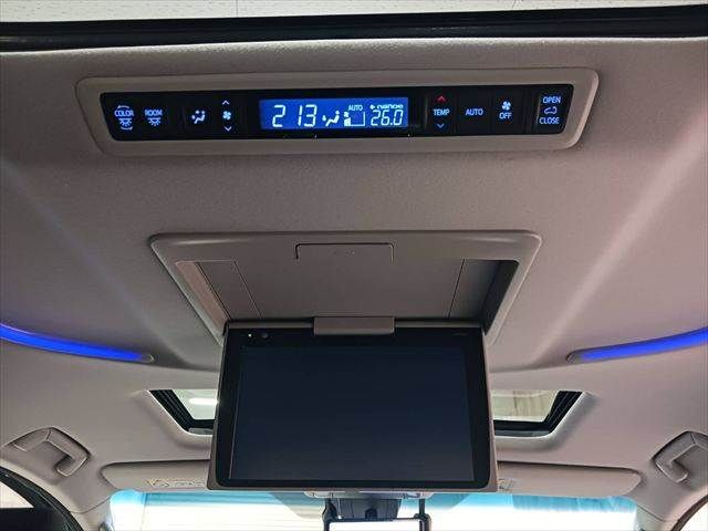 TOYOTA ALPHARD 2018 Image 31