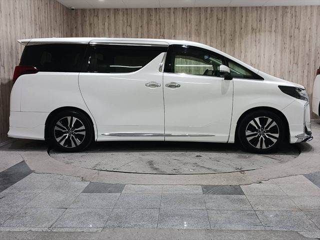 TOYOTA ALPHARD 2018 Image 31