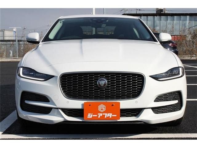 JAGUAR XESERIES 2020 Image 31