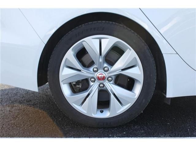 JAGUAR XESERIES 2020 Image 31