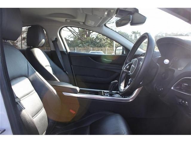 JAGUAR XESERIES 2020 Image 31