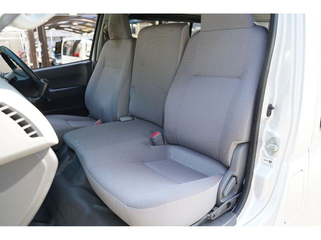 TOYOTA REGIUSACE VAN 2WD 2009 Image 31