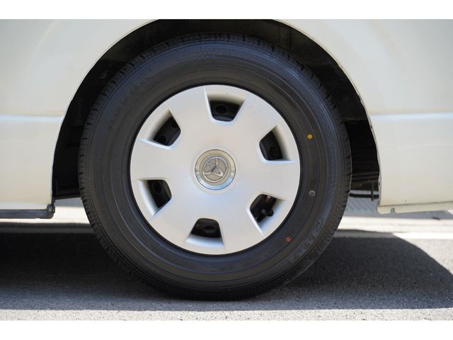 TOYOTA HIACE VAN 2WD 2006 Image 31