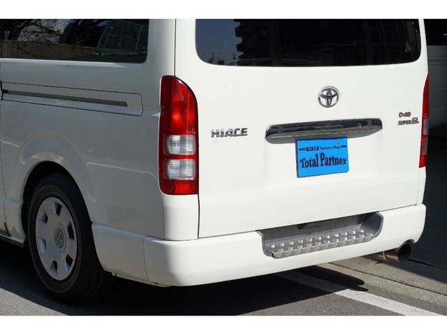 TOYOTA HIACE VAN 2WD 2006 Image 31