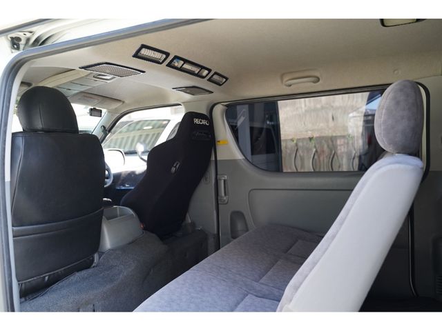 TOYOTA HIACE VAN 2WD 2006 Image 31