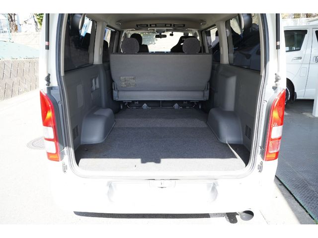 TOYOTA HIACE VAN 2WD 2006 Image 31