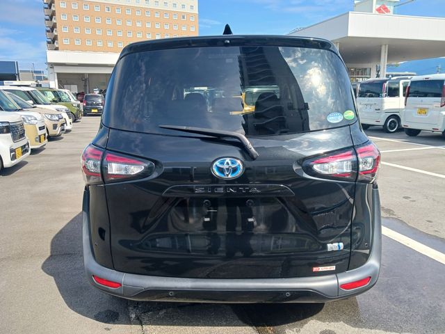 TOYOTA SIENTA HYBRID 2020 Image 31
