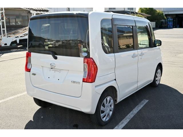 DAIHATSU TANTO 2015 Image 31