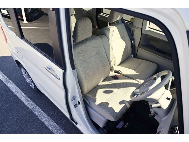 DAIHATSU TANTO 2015 Image 31