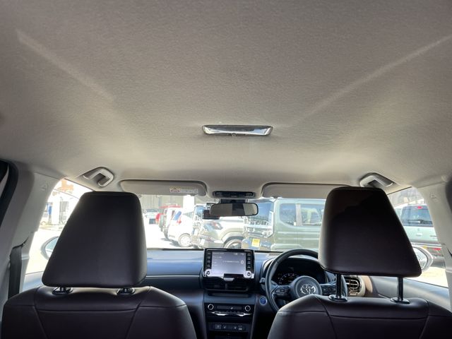 TOYOTA YARIS CROSS HYBRID 2021 Image 31