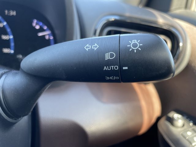 TOYOTA YARIS CROSS HYBRID 2021 Image 31