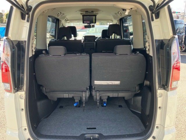 NISSAN SERENA  S-HYBRID 2018 Image 31