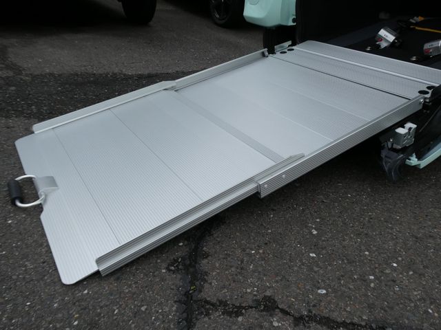 DAIHATSU TANTO 2021 Image 31