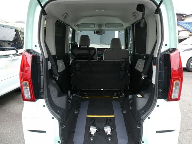 DAIHATSU TANTO 2021 Image 31