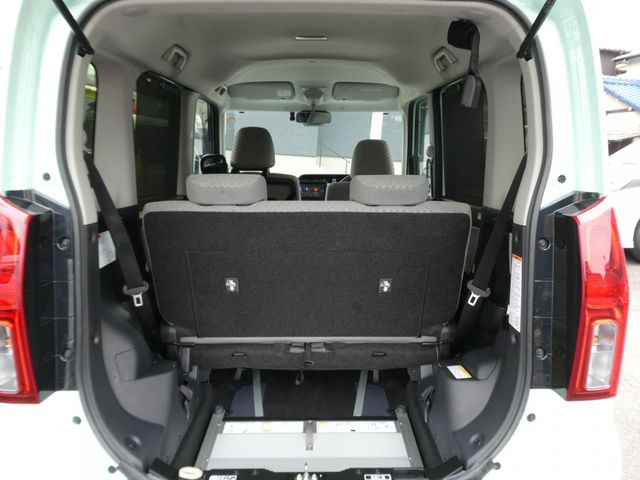 DAIHATSU TANTO 2021 Image 31