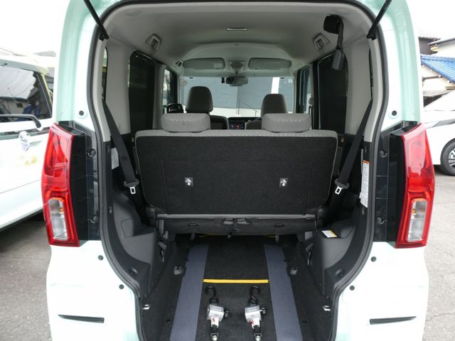 DAIHATSU TANTO 2021 Image 31