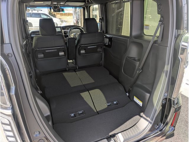 HONDA N BOX CUSTOM 2022 Image 31