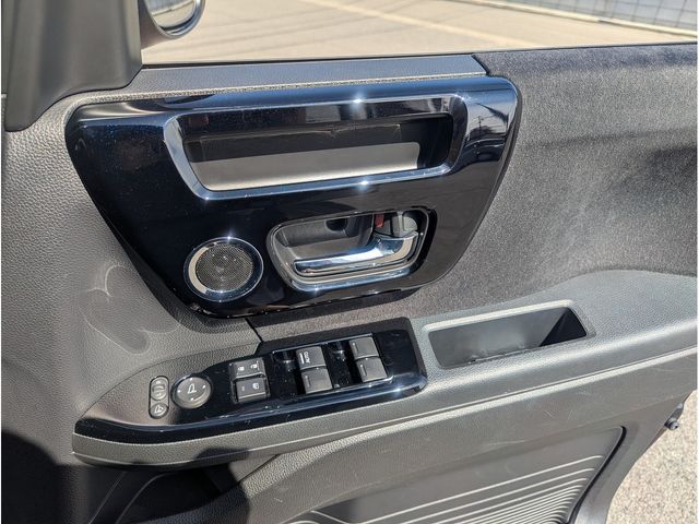 HONDA N BOX CUSTOM 2022 Image 31