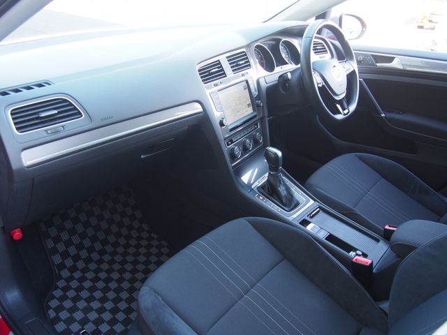 VOLKSWAGEN GOLF ALLT 2017 Image 31