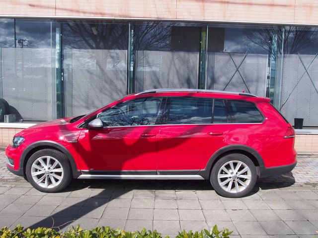 VOLKSWAGEN GOLF ALLT 2017 Image 31