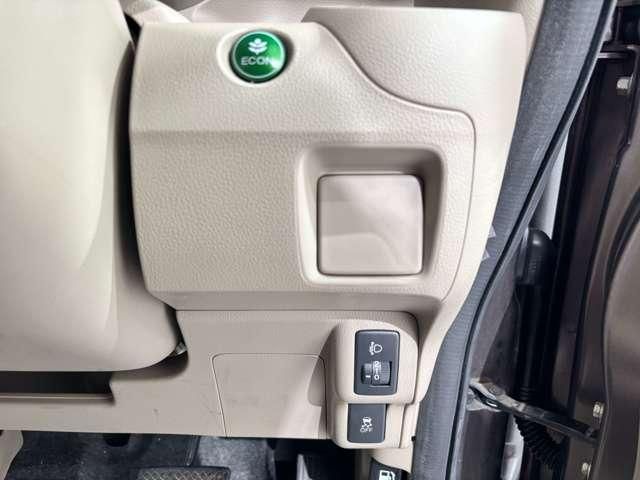 HONDA N BOX 2012 Image 31