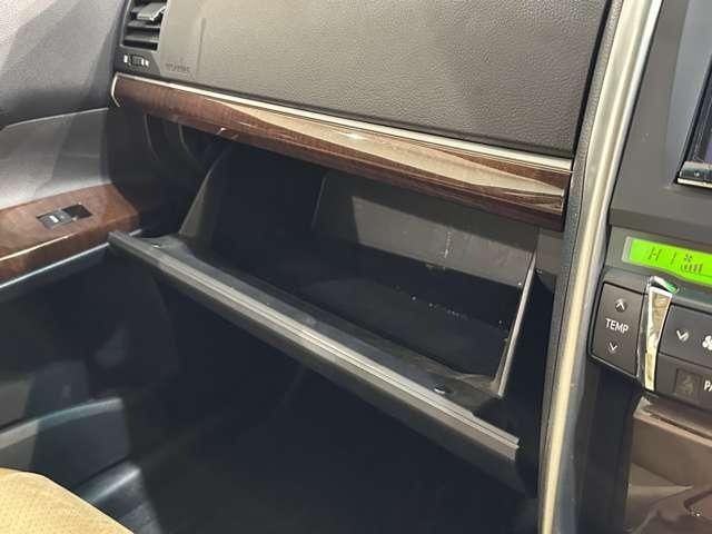 TOYOTA MARK X 2013 Image 31