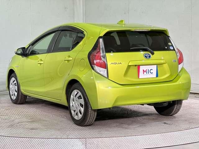 TOYOTA AQUA 2015 Image 31