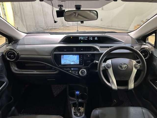 TOYOTA AQUA 2015 Image 31