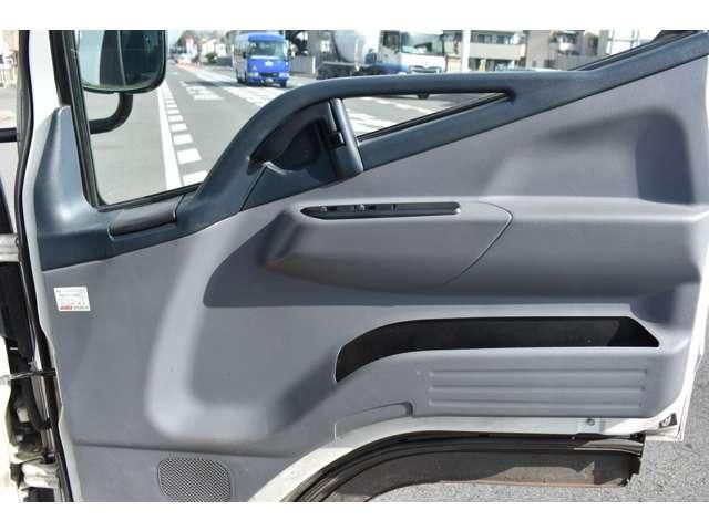 MITSUBISHI CANTER 2015 Image 31