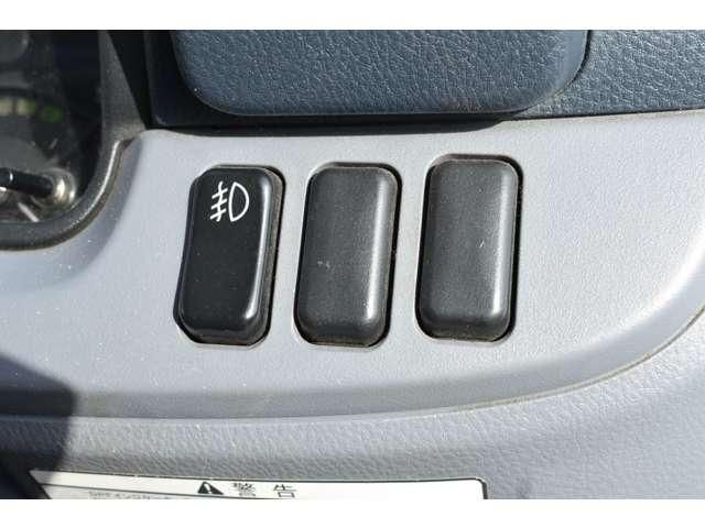 MITSUBISHI CANTER 2015 Image 31