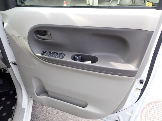 DAIHATSU TANTO 2014 Image 31