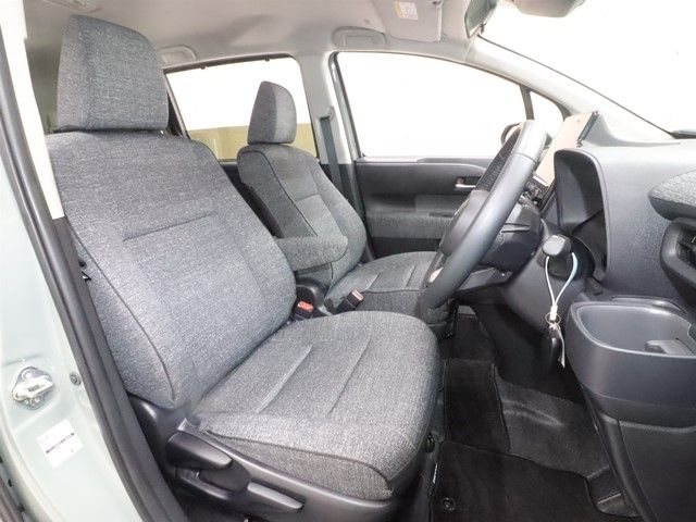 TOYOTA SIENTA HYBRID 2022 Image 31