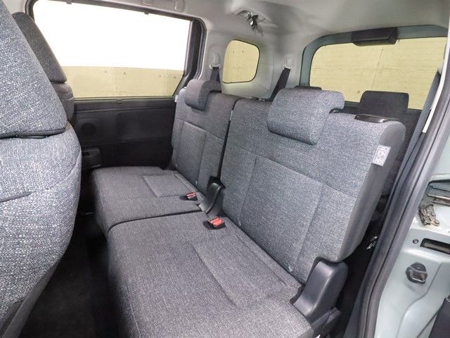 TOYOTA SIENTA HYBRID 2022 Image 31