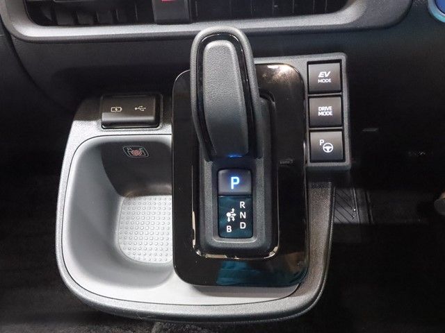 TOYOTA SIENTA HYBRID 2022 Image 31