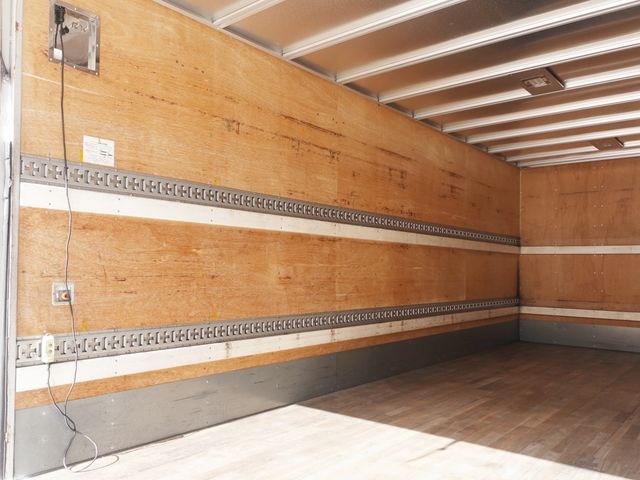 MITSUBISHI FUSOU FIGHTER 2015 Image 31