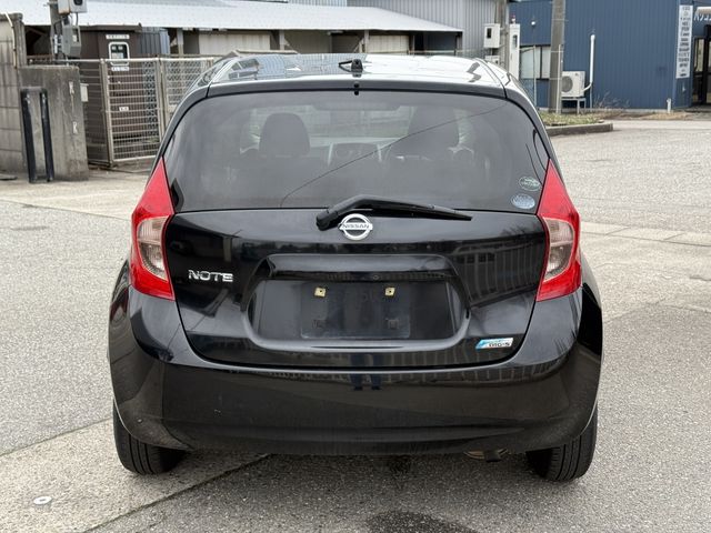 NISSAN NOTE 2015 Image 31