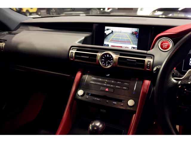 TOYOTA LEXUS RC F 2019 Image 31