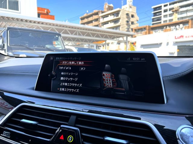 BMW 7SERIES 2015 Image 31