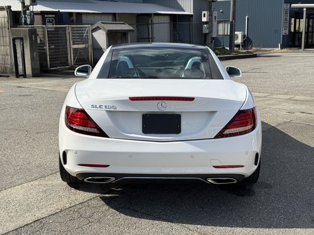 MERCEDES BENZ SLC CL 2018 Image 31